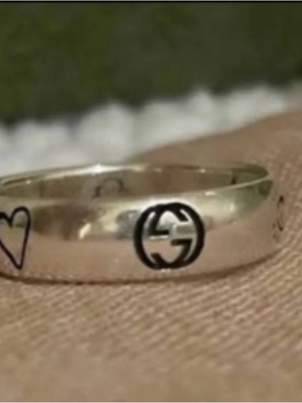 Gucci Silver 'Blind for Love' Engraved Band Ring